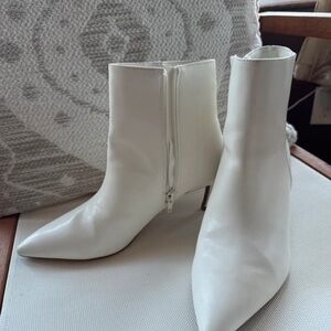 Zara White Pointed Ankle Boots with Side Zip